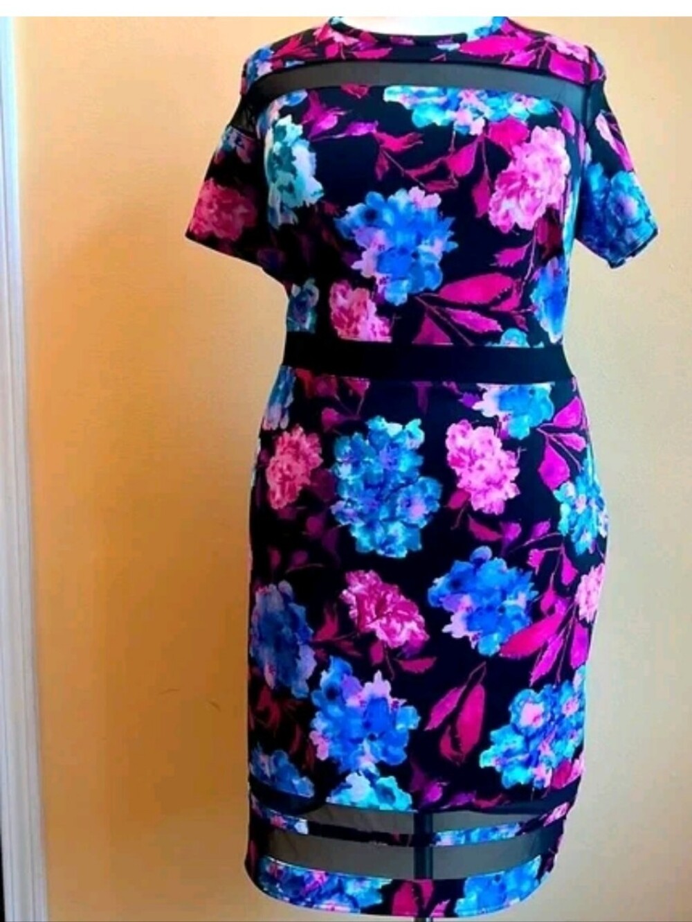 Boutique Floral Sheath Dress